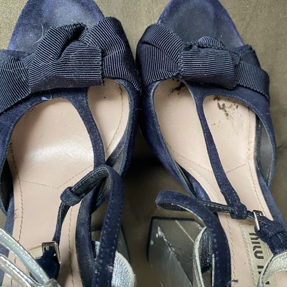 Beautiful MIU MIU Navy platform shoes, silver base.Open toe, stunning for summer - Picture 4 of 4
